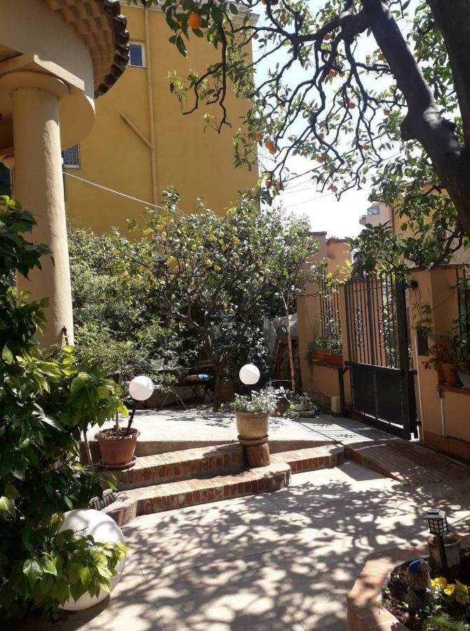 Les Violettes Apartment Menton Exterior foto